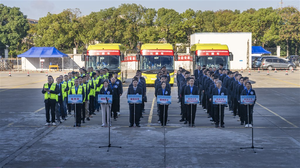 92842DCA3CC07E486641A2720D760AAF.jpg 92842DCA3CC07E486641A2720D760AAF.jpg